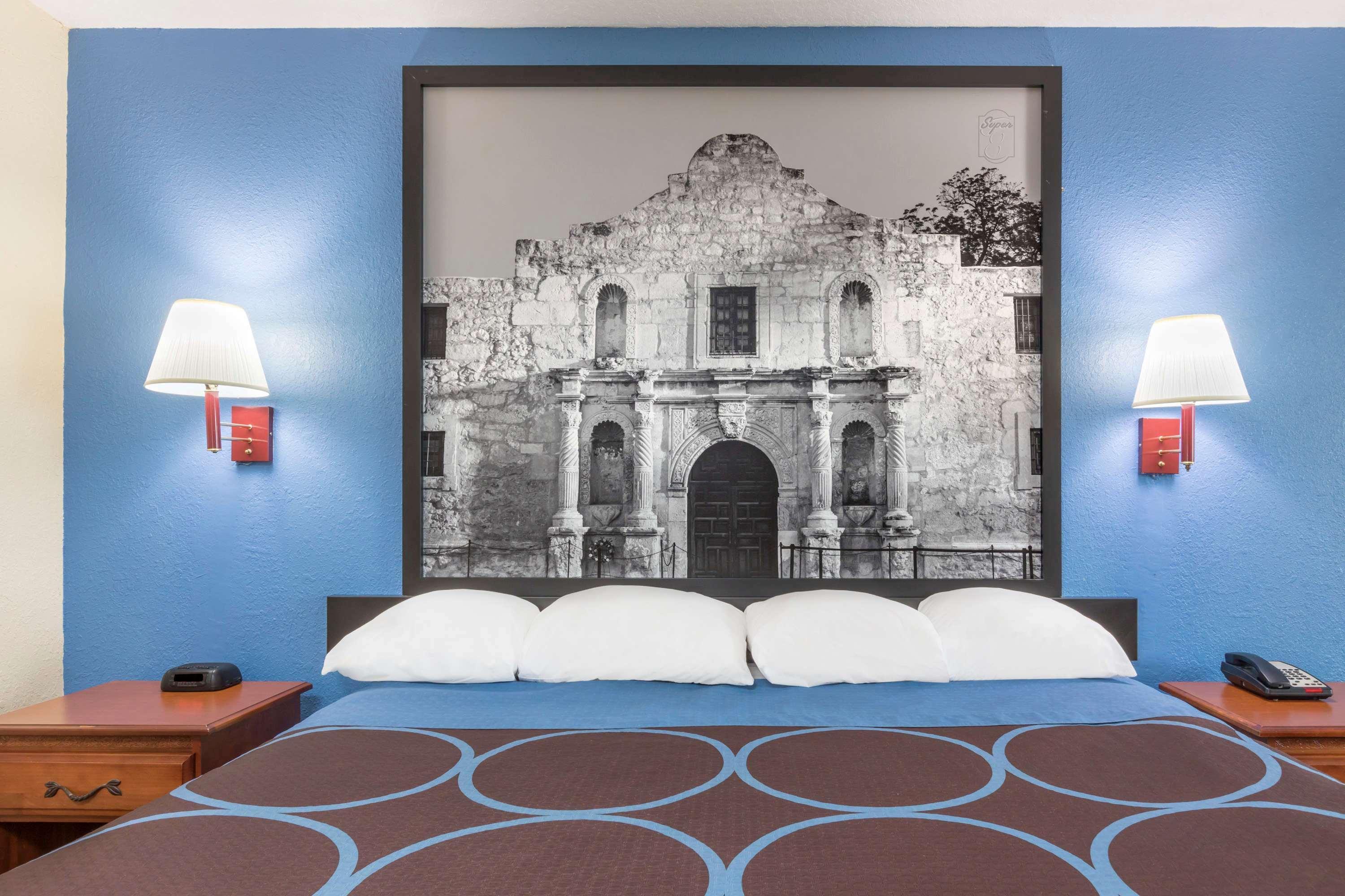 Мотель Super 8 By Wyndham San Antonio At I-10 Экстерьер фото
