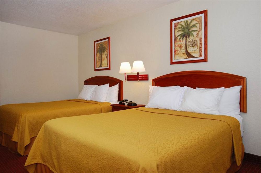 Мотель Super 8 By Wyndham San Antonio At I-10 Экстерьер фото